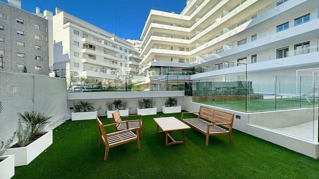 3 soverom Leilighet til salgs i Marbella med svømmebasseng garasje - € 460 000 (Ref: 8051281)