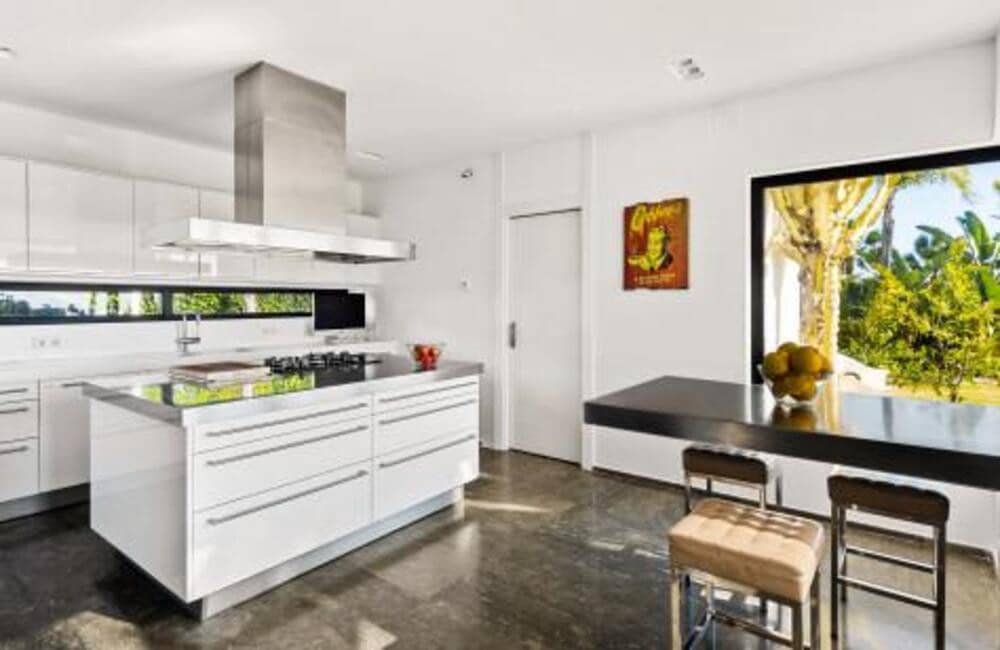 Chalet de 6 habitaciones en Benahavís en venta con piscina garaje - 2.995.000 € (Ref: 8051282)