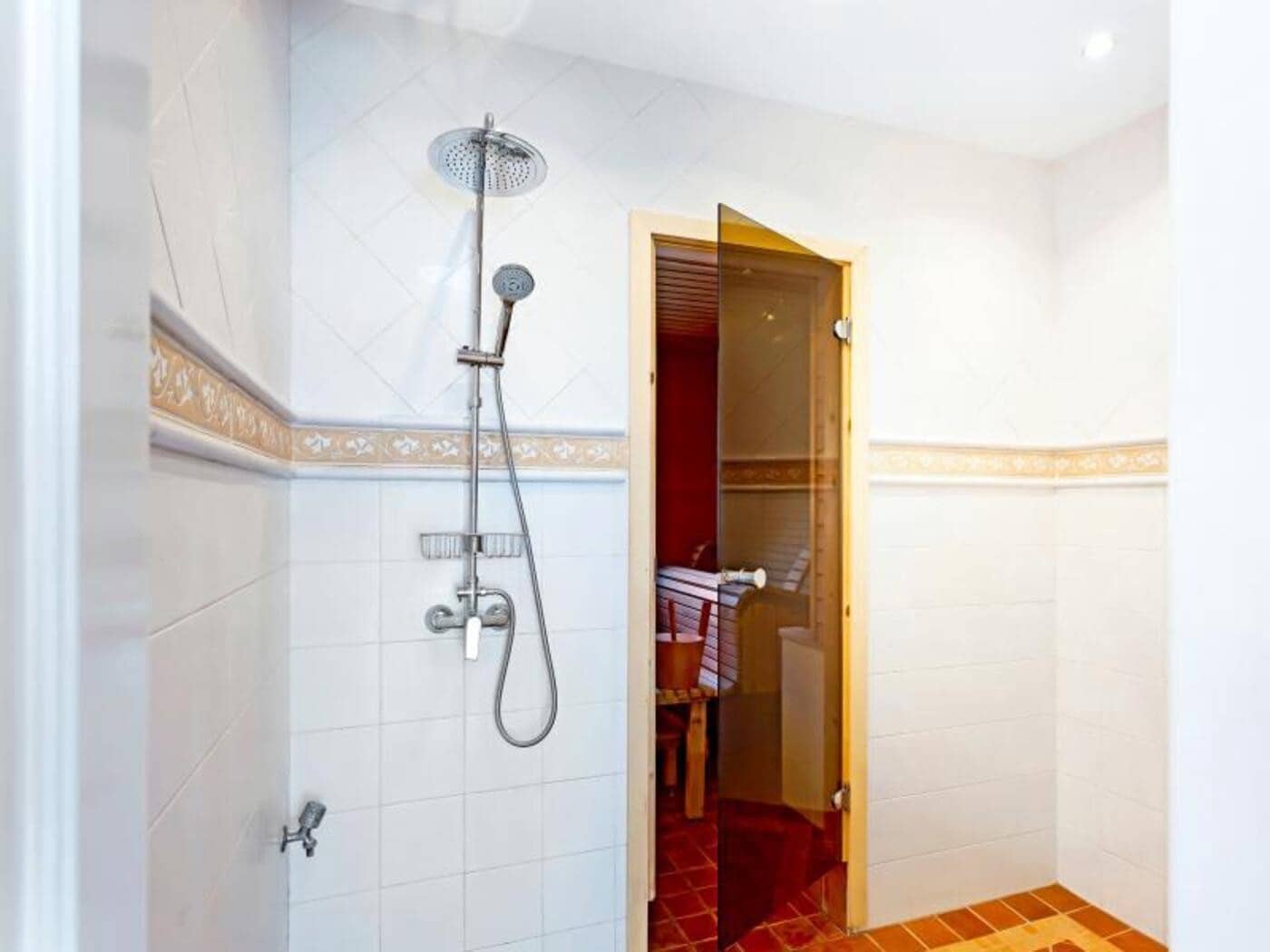 3 soverom Penthouse til salgs i Nueva Andalucia med svømmebasseng garasje - € 499 000 (Ref: 8065729)