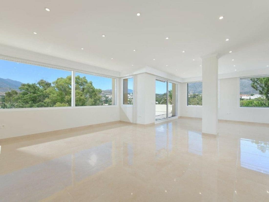 3 soveværelse Penthouse til salg i Marbella med swimmingpool garage - € 1.495.000 (Ref: 8079498)