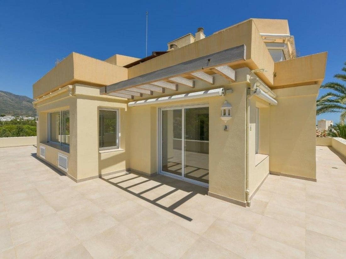 3 soveværelse Penthouse til salg i Marbella med swimmingpool garage - € 1.495.000 (Ref: 8079498)