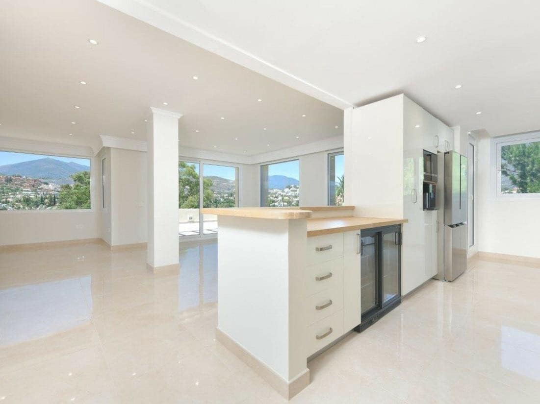 3 soveværelse Penthouse til salg i Marbella med swimmingpool garage - € 1.495.000 (Ref: 8079498)