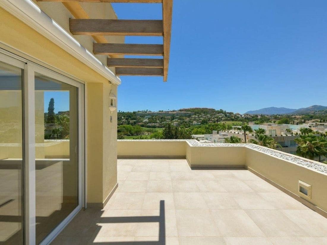 3 soveværelse Penthouse til salg i Marbella med swimmingpool garage - € 1.495.000 (Ref: 8079498)