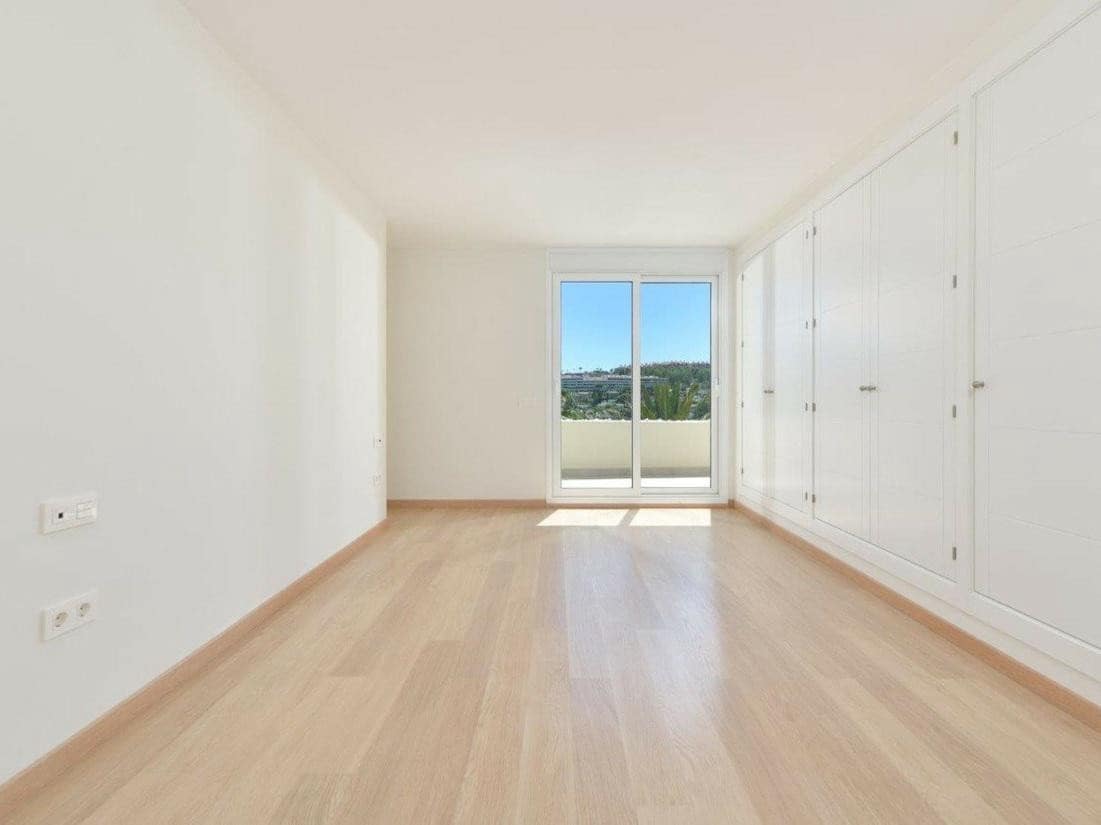 3 soveværelse Penthouse til salg i Marbella med swimmingpool garage - € 1.495.000 (Ref: 8079498)