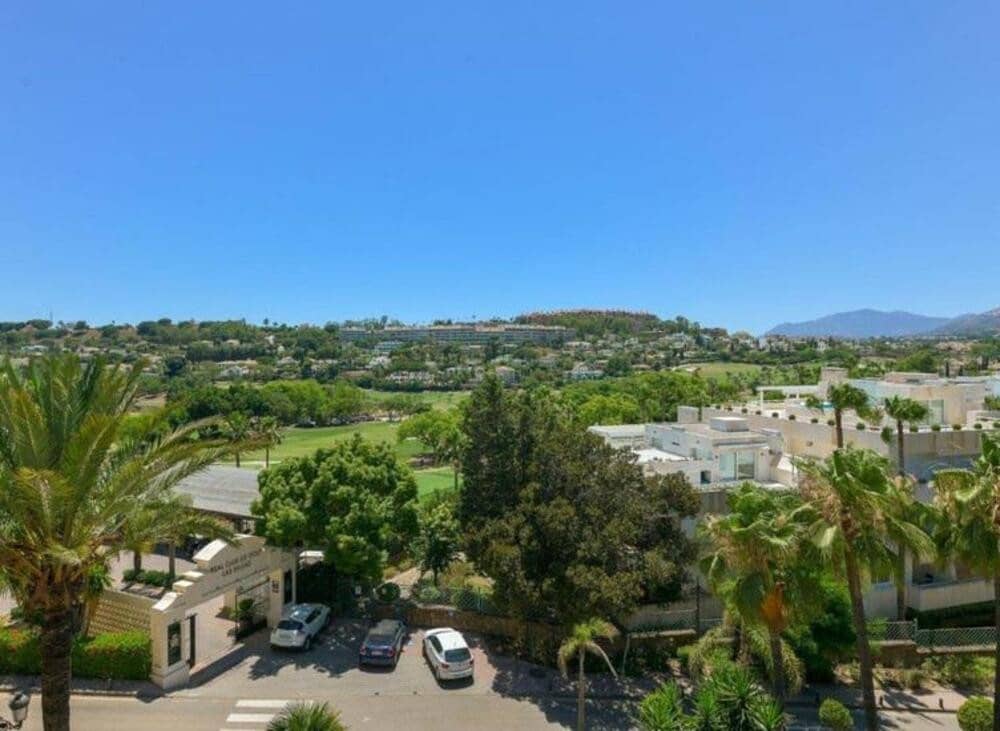 3 soverom Penthouse til salgs i Marbella med svømmebasseng garasje - € 1 495 000 (Ref: 8079498)