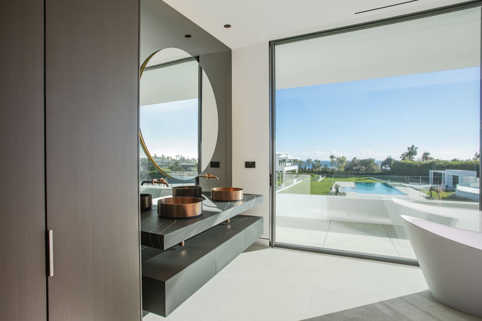 3 soveværelse Villa til salg i Marbella med swimmingpool garage - € 4.900.000 (Ref: 8088834)