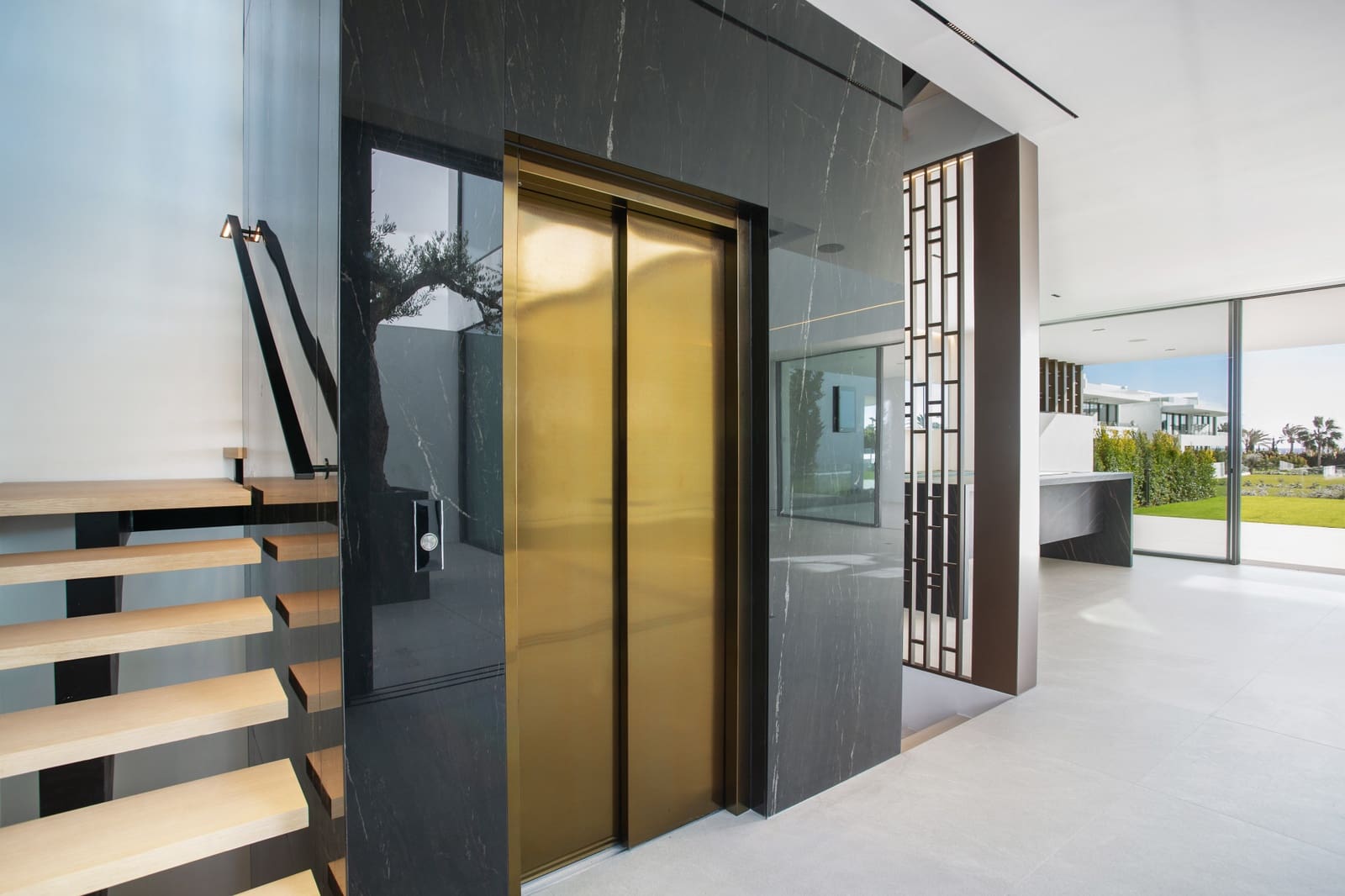 3 soveværelse Villa til salg i Marbella med swimmingpool garage - € 4.900.000 (Ref: 8088834)