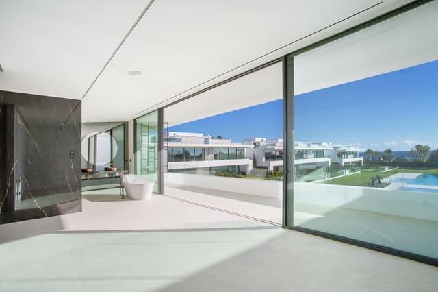 3 sovrum Villa till salu i Lomas De Marbella, Marbella med pool garage - 4 900 000 € (Ref: 8088834)