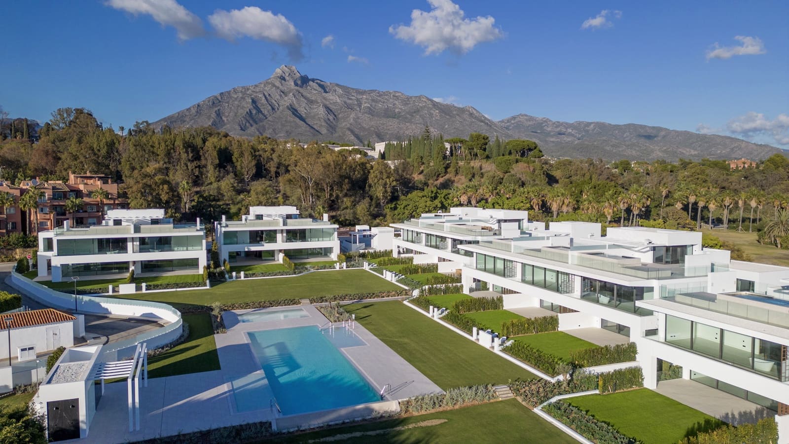 3 chambre Villa/Maison à vendre à Marbella avec piscine garage - 4 900 000 € (Ref: 8088834)