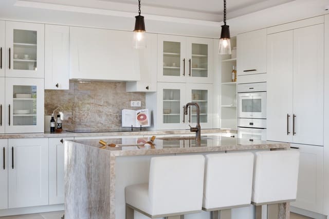 5 camera da letto Villa in vendita in Las Brisas, Marbella con piscina garage - 5.495.000 € (Rif: 8088836)