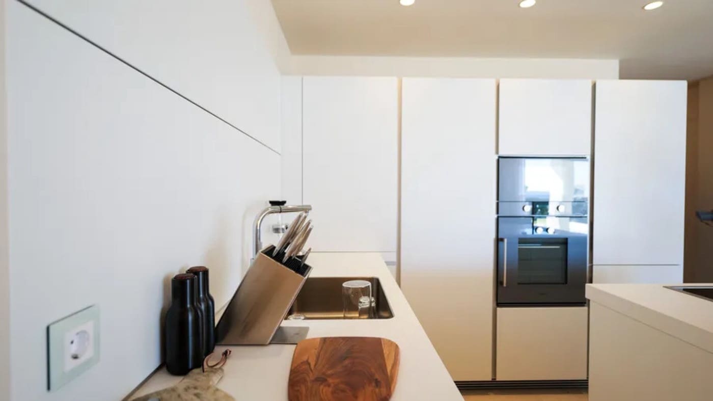 3 camera da letto Appartamento in vendita in New Golden Mile con piscina garage - 1.850.000 € (Rif: 8090375)