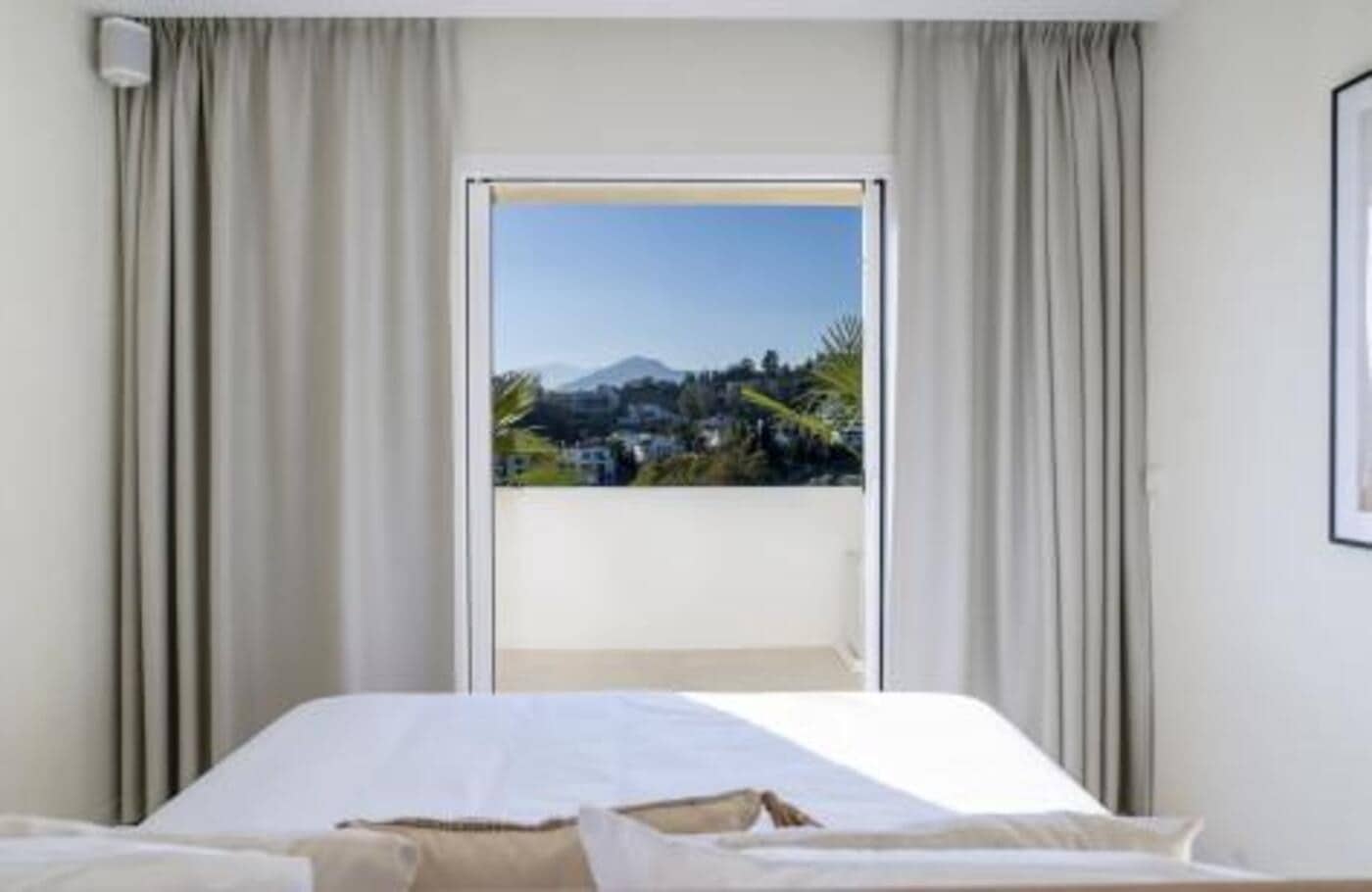 3 soverom Penthouse til salgs i Benahavis med svømmebasseng garasje - € 899 000 (Ref: 8090376)