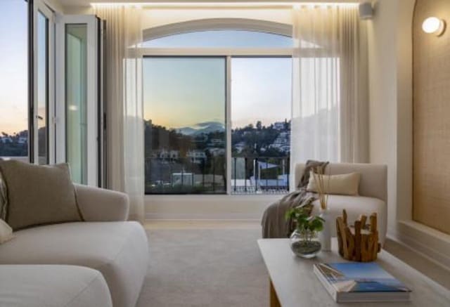 3 chambre Penthouse à vendre à La Quinta, Benahavís avec piscine garage - 899 000 € (Ref: 8090376)