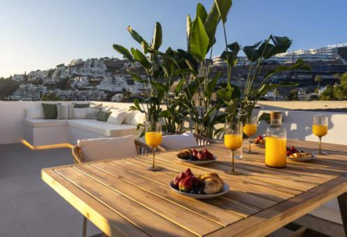 3 soverom Penthouse til salgs i Benahavis med svømmebasseng garasje - € 899 000 (Ref: 8090376)