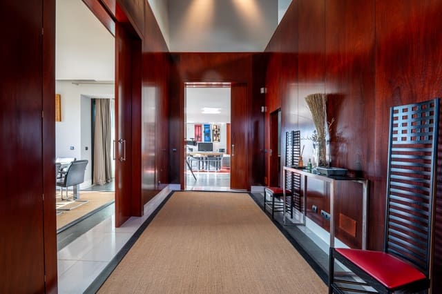 5 soverom Villa til salgs i Alto de los Monteros, Marbella med svømmebasseng garasje - € 3 290 000 (Ref: 8096277)