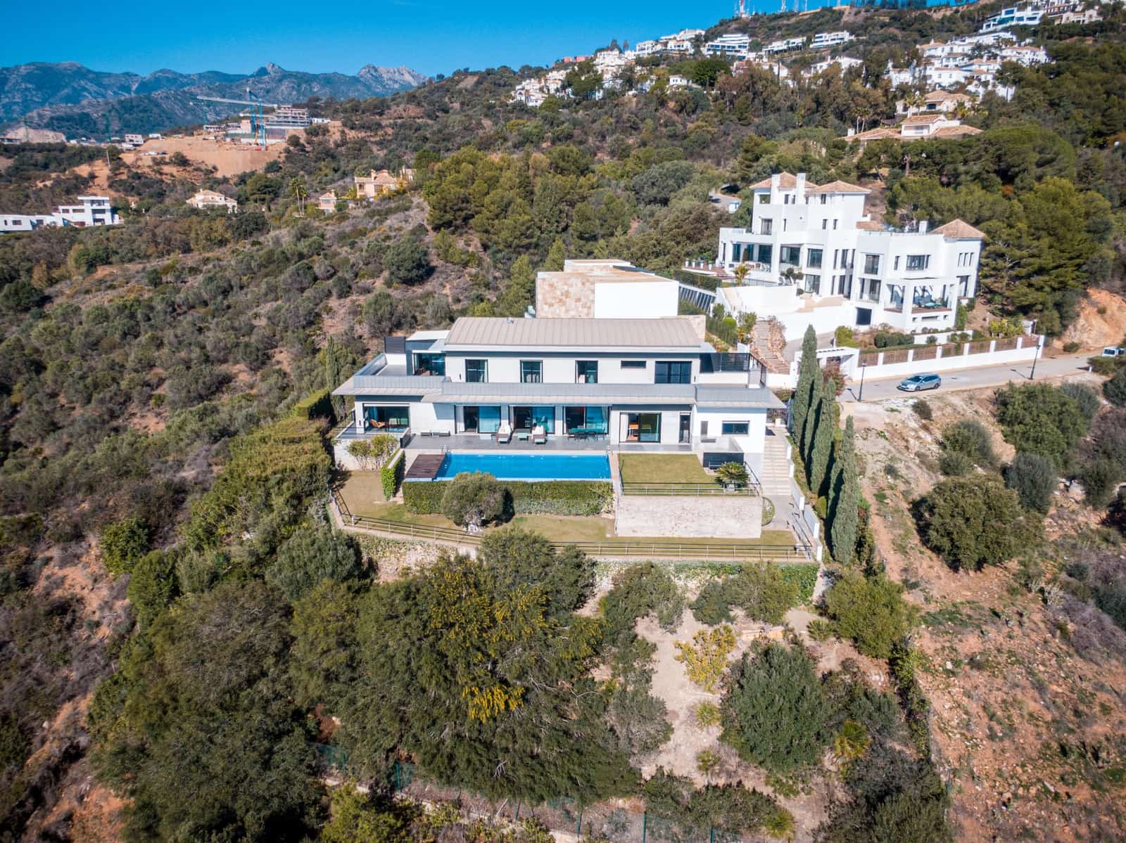 5 soverom Villa til salgs i Marbella med svømmebasseng garasje - € 3 290 000 (Ref: 8096277)