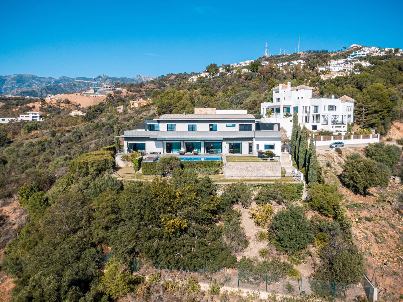 5 soverom Villa til salgs i Marbella med svømmebasseng garasje - € 3 290 000 (Ref: 8096277)