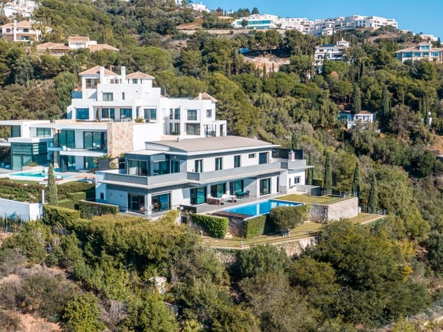 5 soverom Villa til salgs i Alto de los Monteros, Marbella med svømmebasseng garasje - € 3 290 000 (Ref: 8096277)