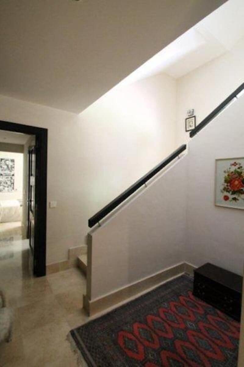 5 slaapkamer Villa te huur in Golden Mile met zwembad garage - € 14.000 (Ref: 8103865)