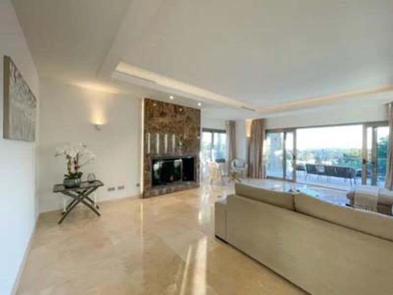 5 quarto Moradia para venda em El Paraiso com piscina garagem - 3 650 000 € (Ref: 8126020)