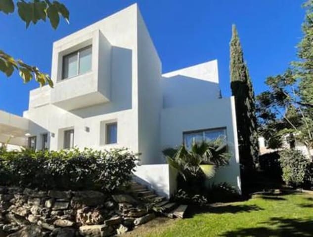 5 slaapkamer Villa te koop in El Paraiso, Estepona met zwembad garage - € 3.650.000 (Ref: 8126020)