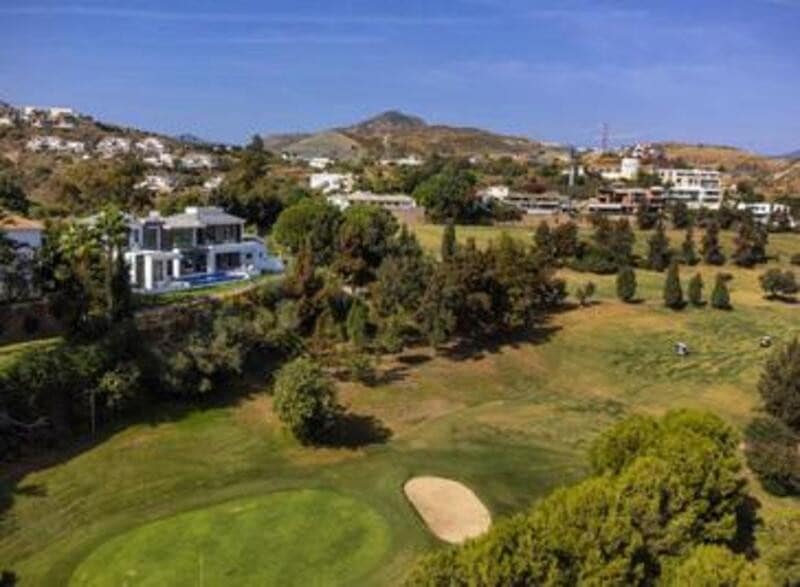 4 soveværelse Villa til salg i Benahavis med swimmingpool garage - € 3.495.000 (Ref: 8133635)