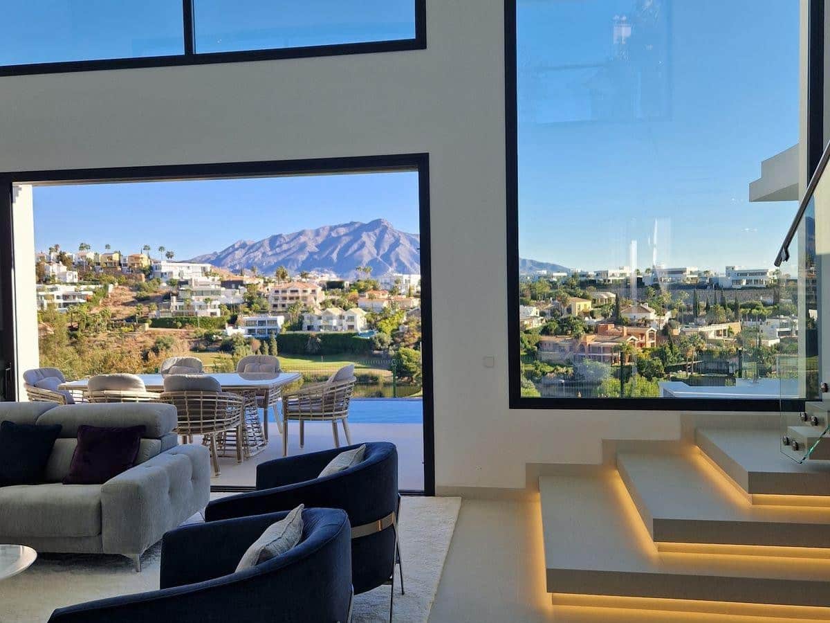 4 soveværelse Villa til salg i Benahavis med swimmingpool garage - € 3.495.000 (Ref: 8133635)