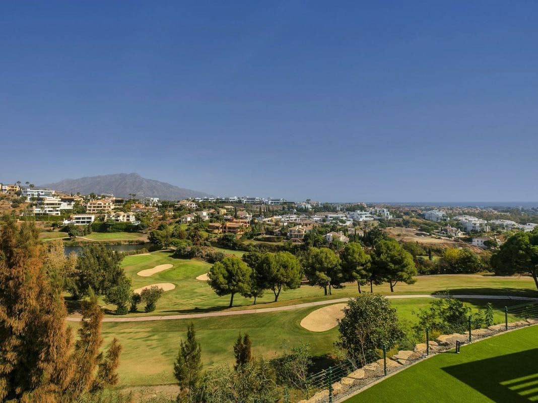 4 soveværelse Villa til salg i Benahavis med swimmingpool garage - € 3.495.000 (Ref: 8133635)