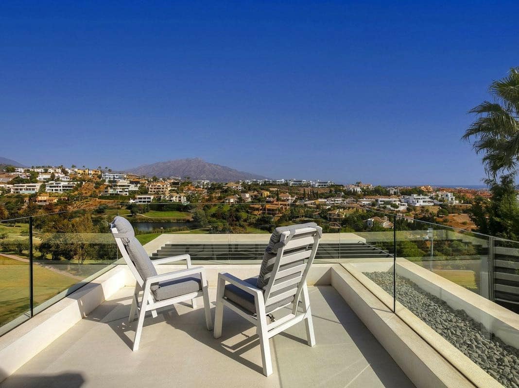 4 soveværelse Villa til salg i Benahavis med swimmingpool garage - € 3.495.000 (Ref: 8133635)