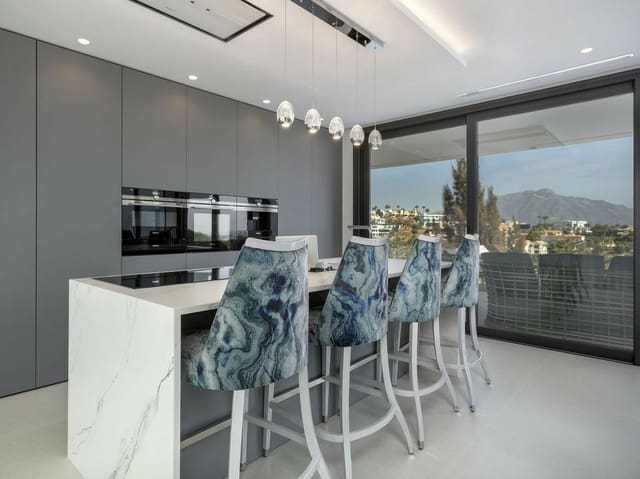 4 chambre Villa/Maison à vendre à El Paraíso, Benahavís avec piscine garage - 3 495 000 € (Ref: 8133635)