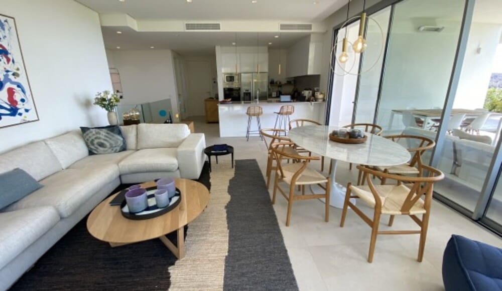 3 sypialnia Apartament na sprzedaż w Benahavis z basenem garażem - 940 000 € (Ref: 8138646)