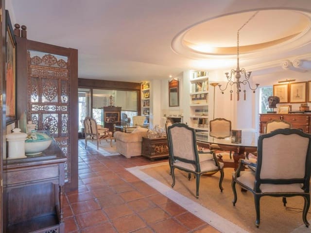 5 soveværelse Villa til salg i Guadalmina Baja, Marbella med swimmingpool garage - € 1.295.000 (Ref: 8142580)