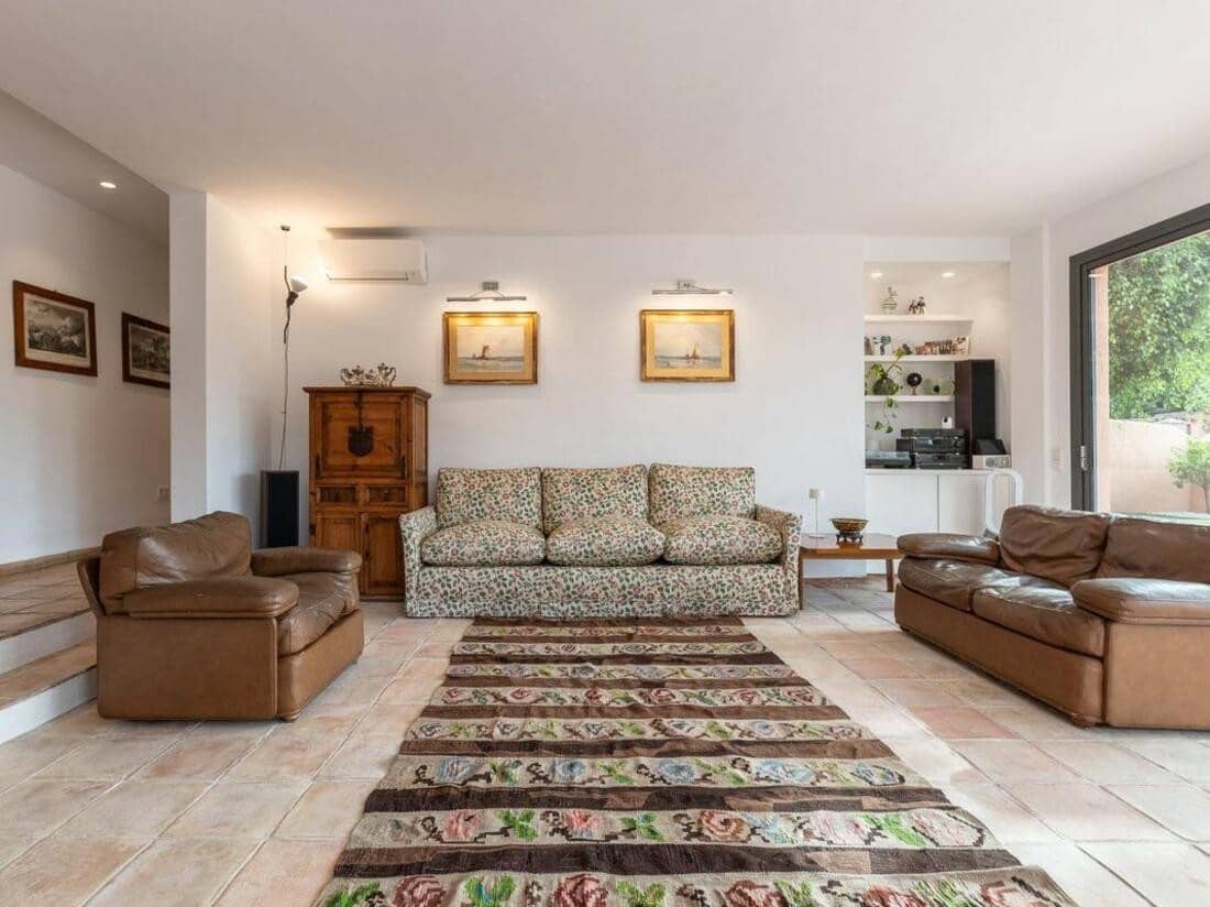 4 sypialnia Willa na sprzedaż w Marbella z basenem garażem - 1 650 000 € (Ref: 8142584)