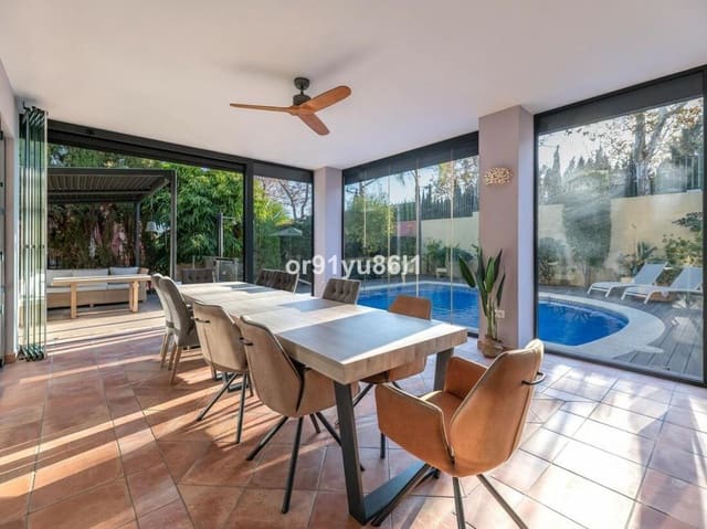 7 sypialnia Willa na sprzedaż w Guadalmina Alta, Marbella z basenem garażem - 1 640 000 € (Ref: 8142585)