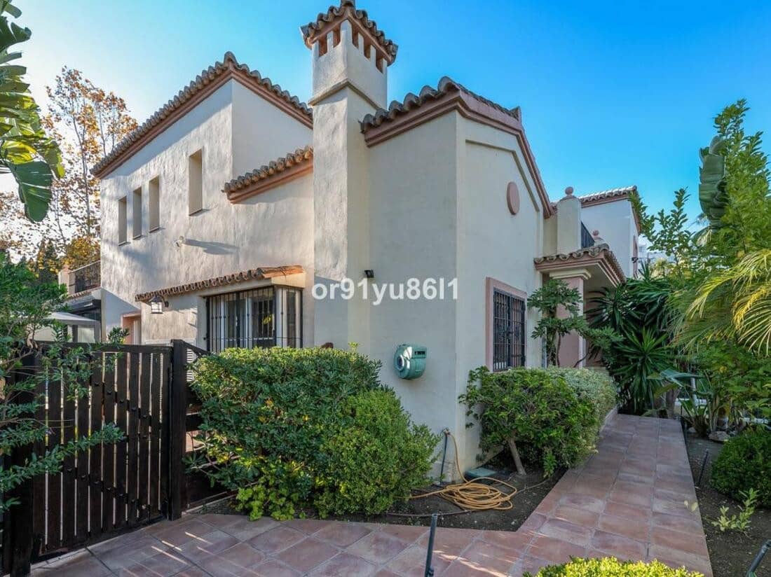 7 sypialnia Willa na sprzedaż w Guadalmina z basenem garażem - 1 640 000 € (Ref: 8142585)