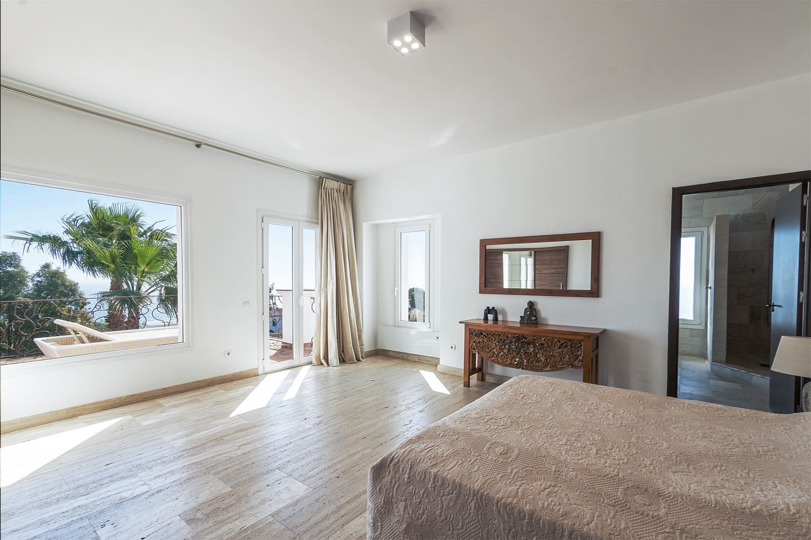 4 sypialnia Willa do wynajęcia w Manilva z basenem garażem - 8 000 € (Ref: 8154855)