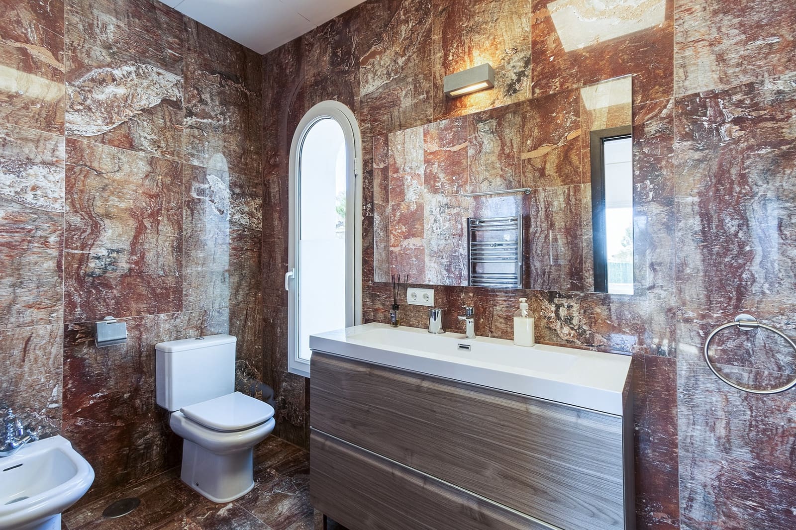 4 sypialnia Willa do wynajęcia w Manilva z basenem garażem - 8 000 € (Ref: 8154855)