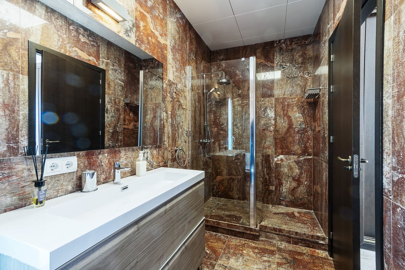 4 sypialnia Willa do wynajęcia w Manilva z basenem garażem - 8 000 € (Ref: 8154855)