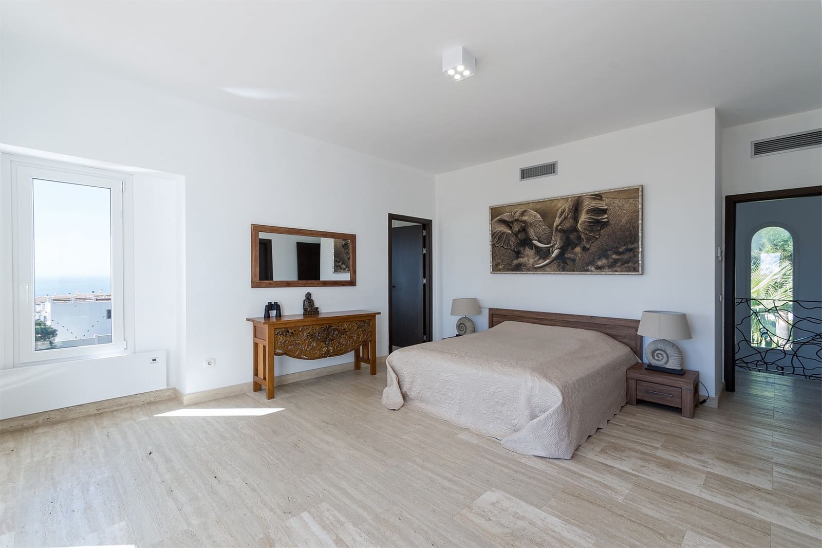 4 sypialnia Willa do wynajęcia w Manilva z basenem garażem - 8 000 € (Ref: 8154855)