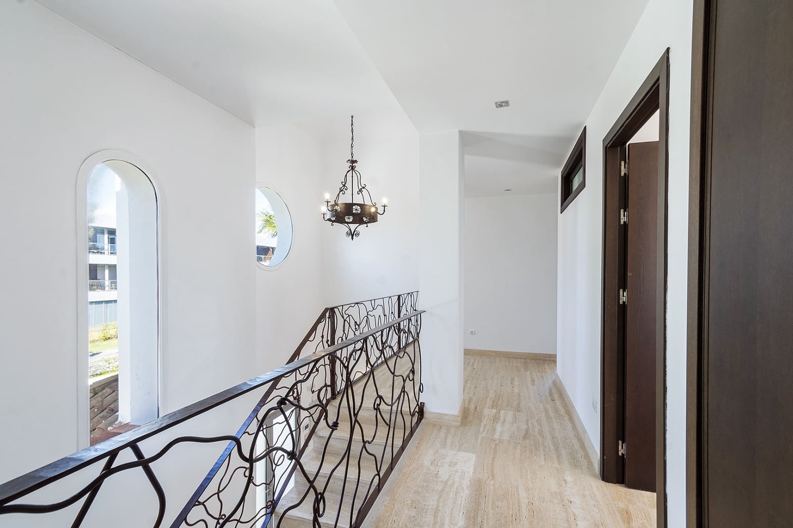 4 soverom Villa til leie i Manilva med svømmebasseng garasje - € 8 000 (Ref: 8154855)