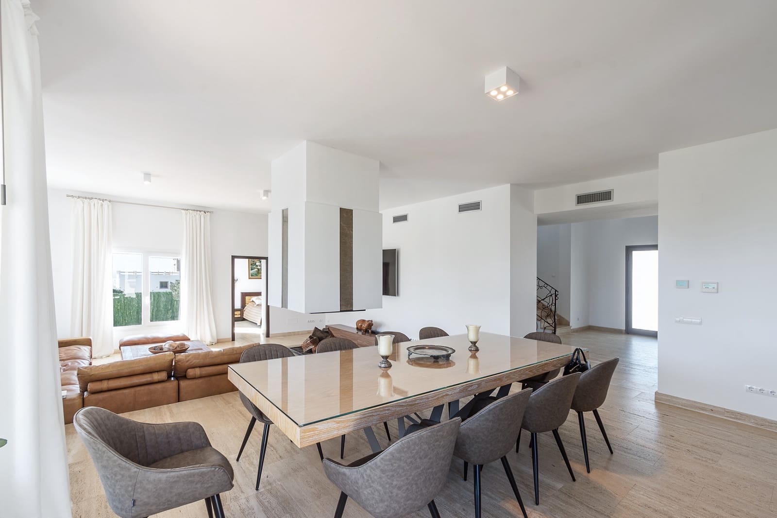 4 soverom Villa til leie i Manilva med svømmebasseng garasje - € 8 000 (Ref: 8154855)