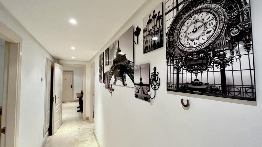 3 makuuhuone Huoneisto myytävänä paikassa Marbella mukana uima-altaan 
autotalli - 975 000 € (Ref: 8183667)