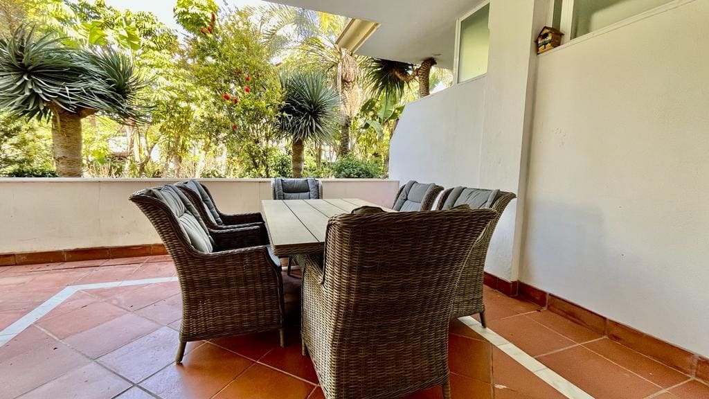 3 makuuhuone Huoneisto myytävänä paikassa Marbella mukana uima-altaan 
autotalli - 975 000 € (Ref: 8183667)