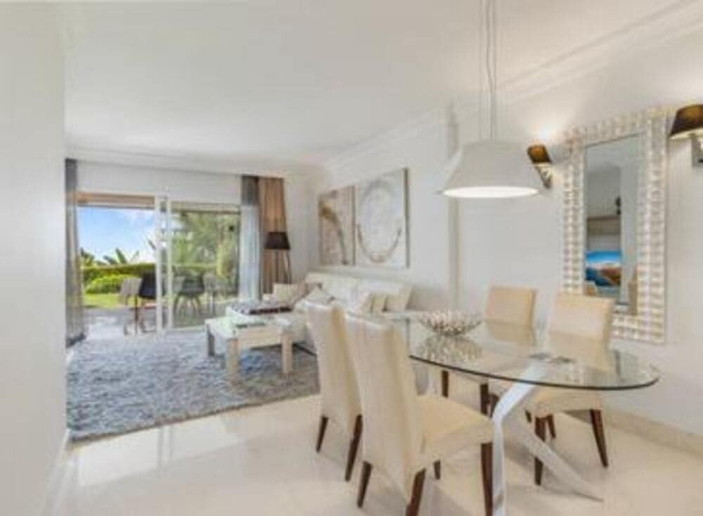 2 soverom Leilighet til leie i Los Flamingos med svømmebasseng garasje - € 2 400 (Ref: 8186965)