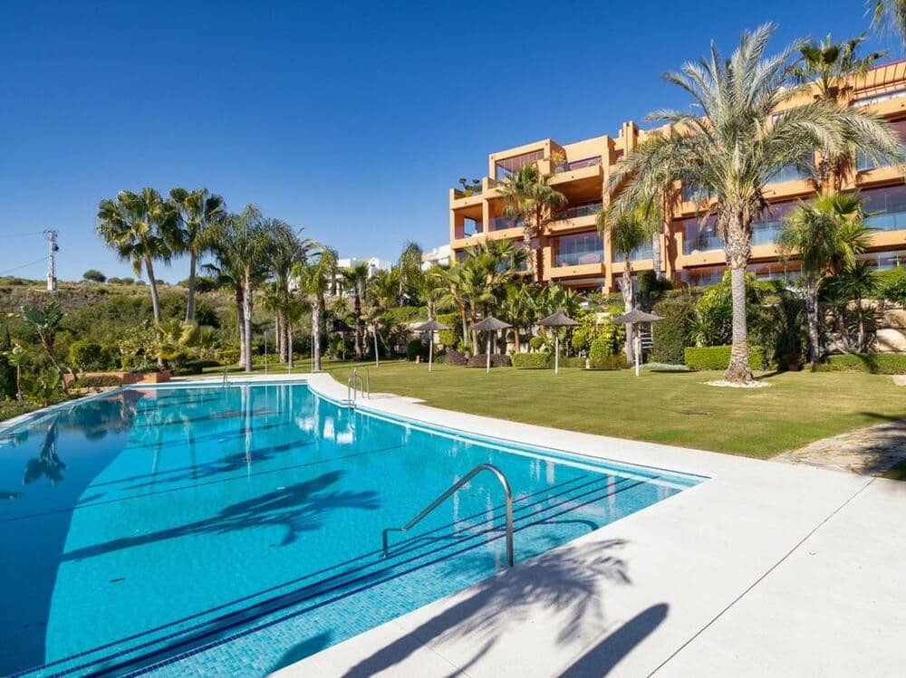 2 soverom Leilighet til leie i Los Flamingos med svømmebasseng garasje - € 2 400 (Ref: 8186965)