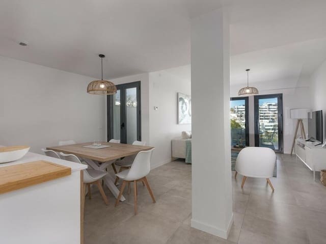 3 quarto Apartamento para venda em Puerto de Estepona, Estepona com piscina garagem - 645 000 € (Ref: 8210422)