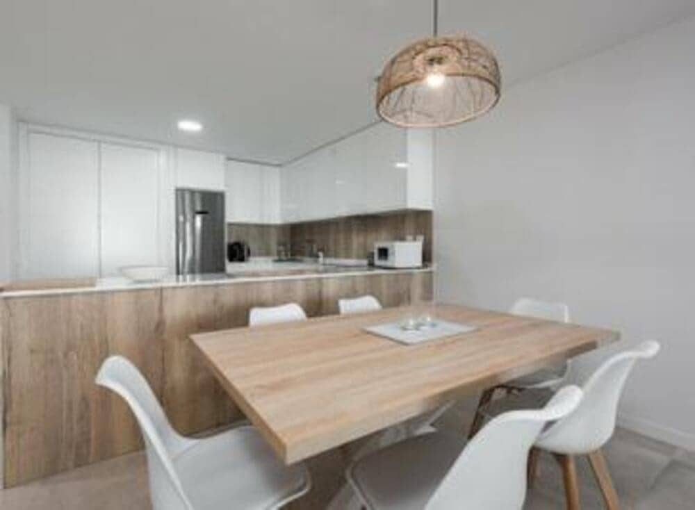 3 soverom Leilighet til salgs i Estepona med svømmebasseng garasje - € 645 000 (Ref: 8210422)