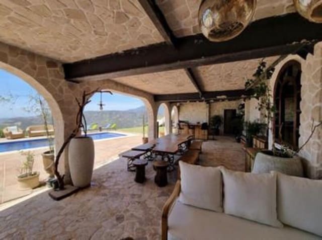 6 camera da letto Villa in vendita in Istán con piscina garage - 1.695.000 € (Rif: 8210423)