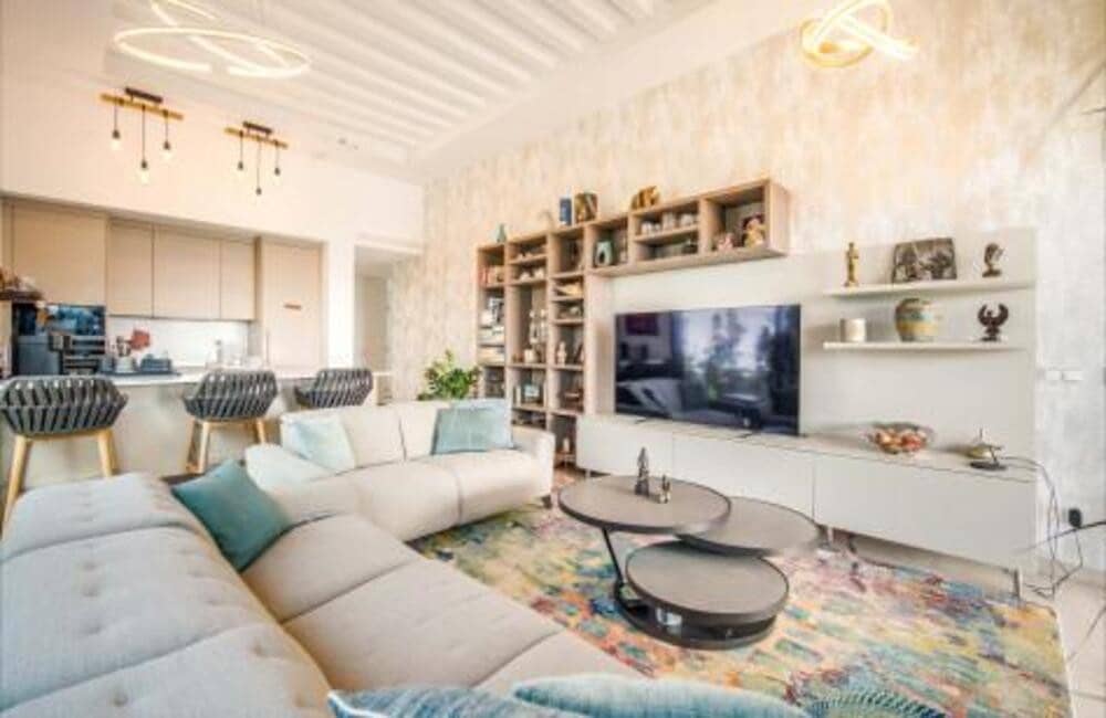 2 sypialnia Penthouse na sprzedaż w Estepona z basenem garażem - 755 000 € (Ref: 8215472)