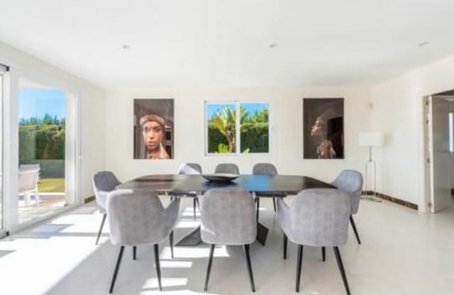 4 camera da letto Villa da affittare in El Paraiso, Estepona con piscina garage - 10.000 € (Rif: 8219808)